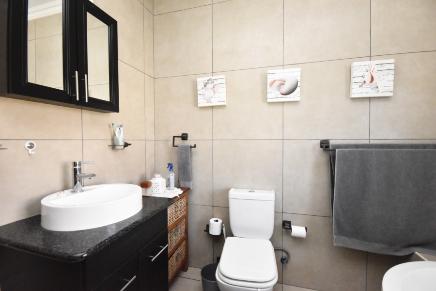 2 Bedroom Property for Sale in Waterberry Estate North West